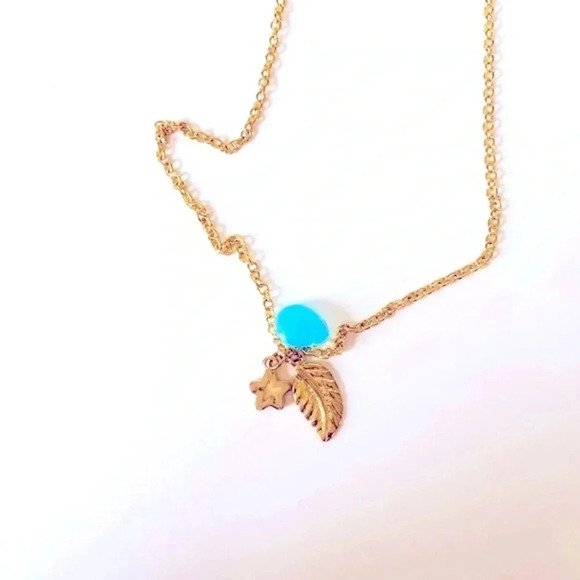 Zad Fashion Jewelry Gold Tone Mini Pendant Necklace - Picture 2 of 5